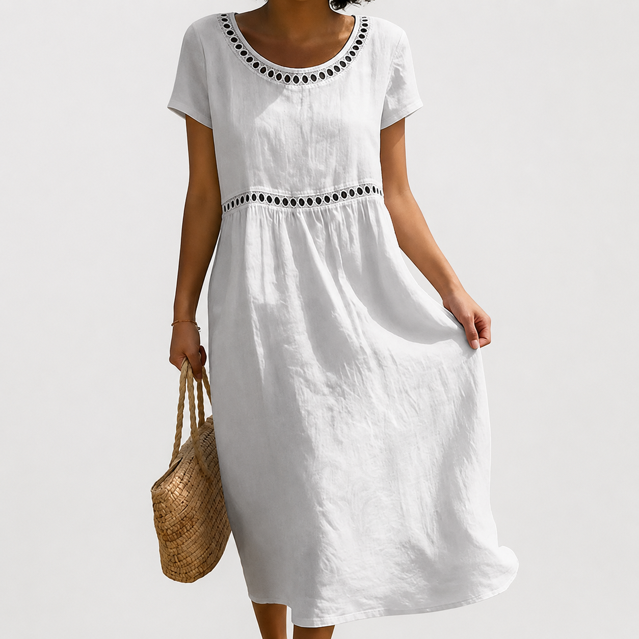 Robe brodée midi en coton à manches courtes et taille empire