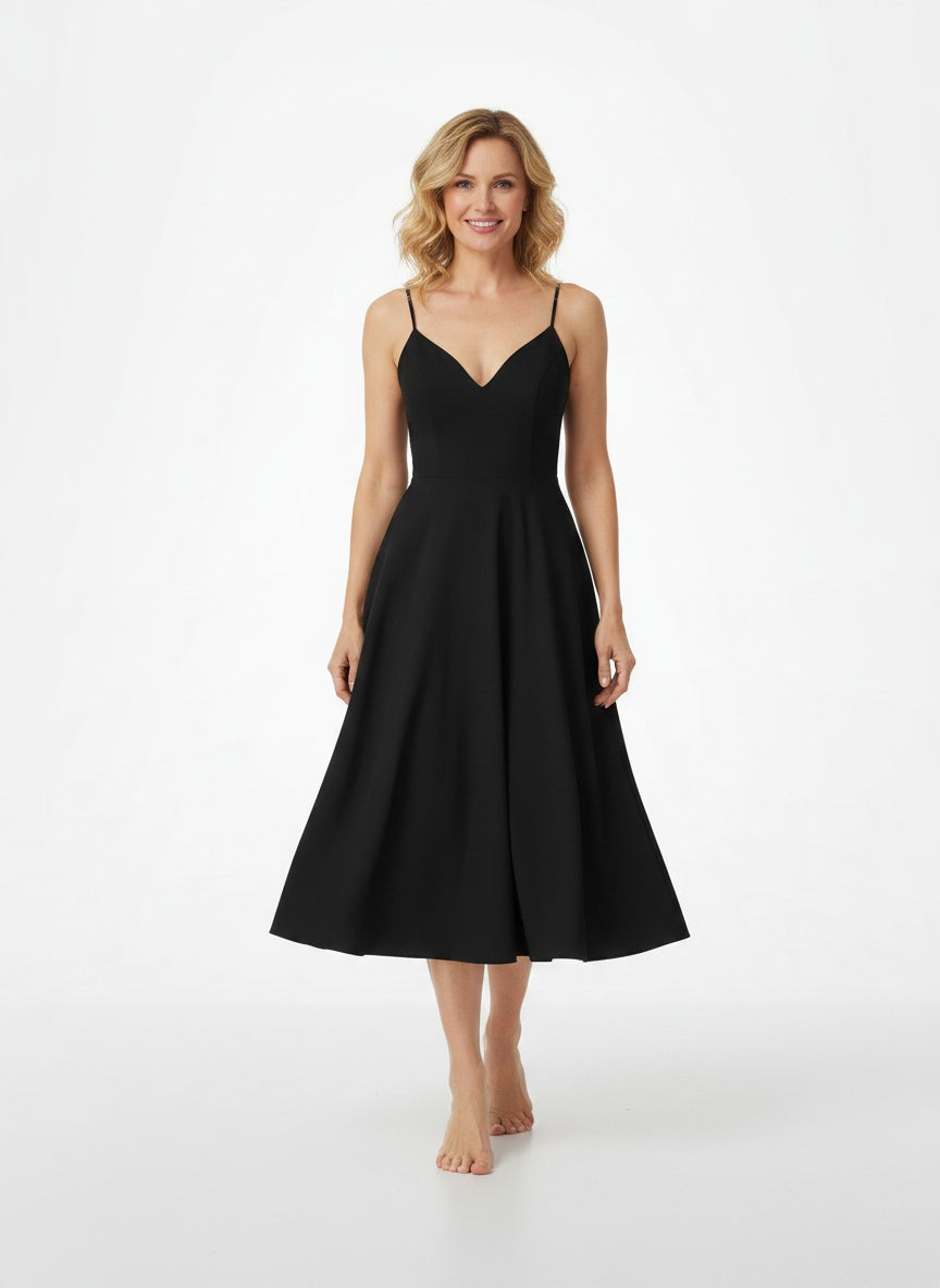 Full body view of the model wearing Robe de soirée midi à col en V femme