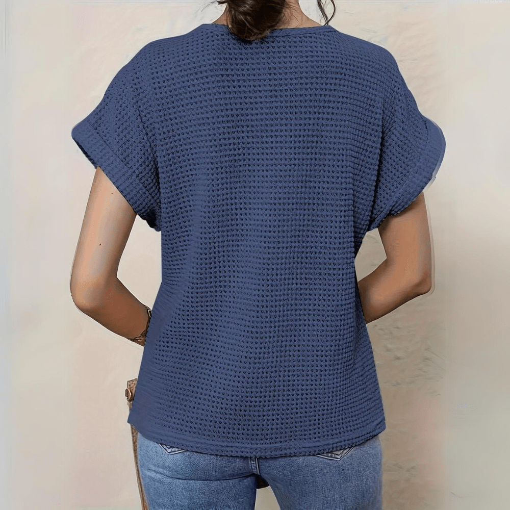 Blouse femme en dentelle légère et élégante