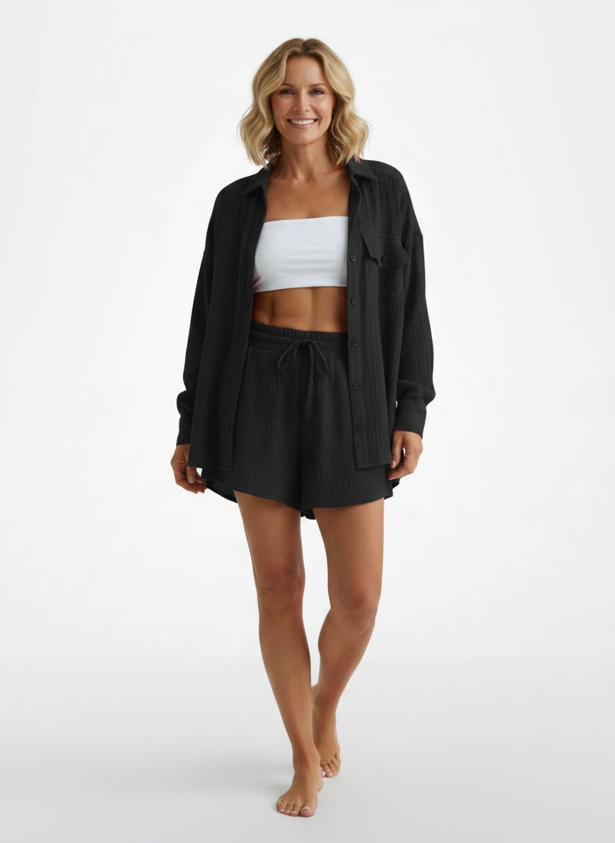 Full body view of the model wearing Ensemble deux pièces femme