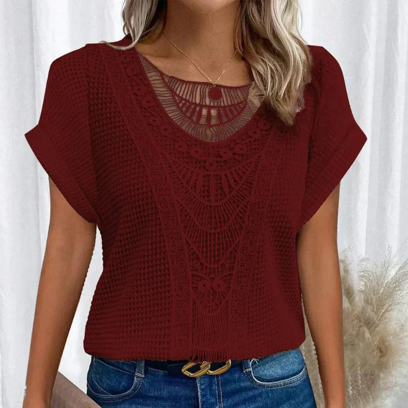 Blouse femme en dentelle légère et élégante