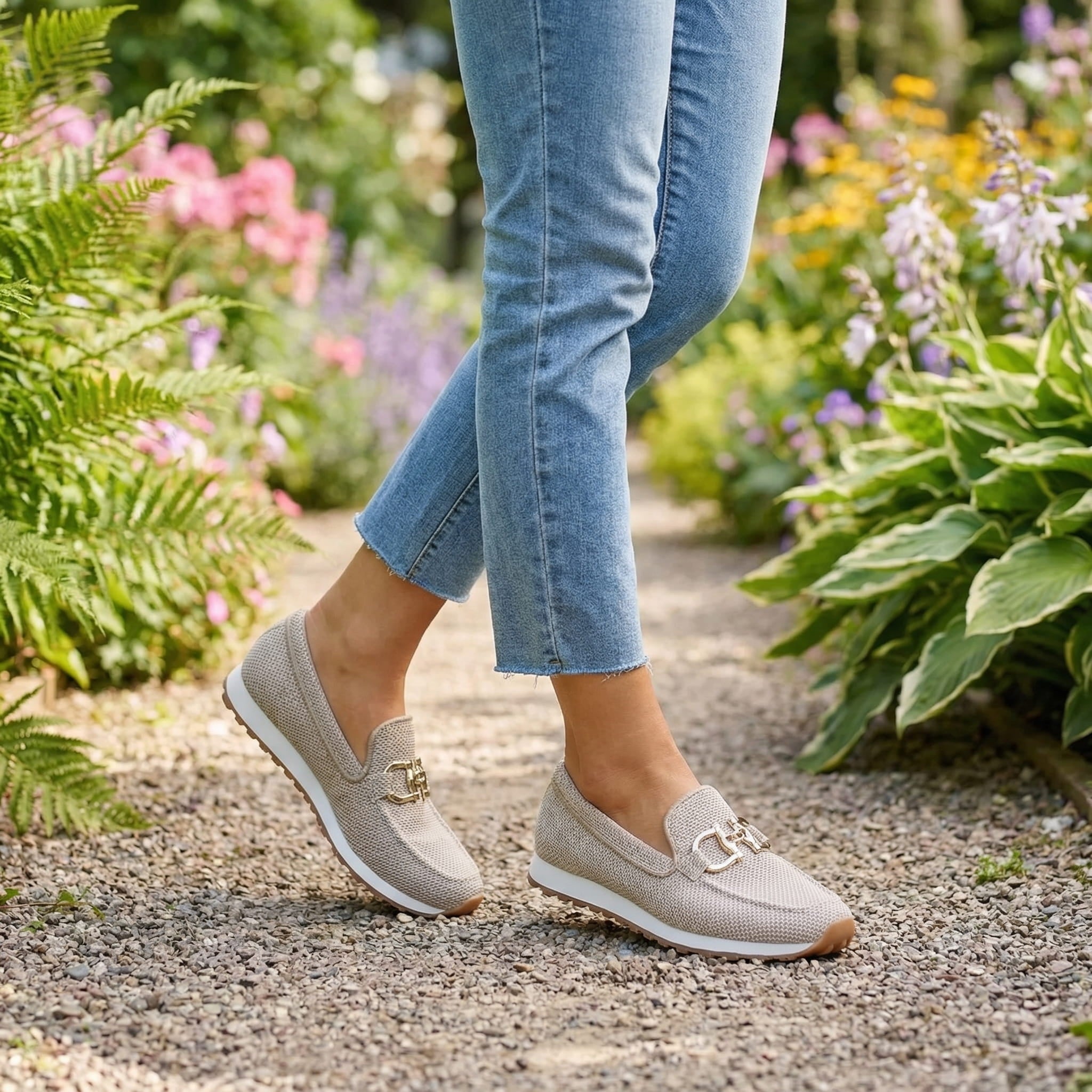 Mocassins femme en maille à semelle amortissante 12