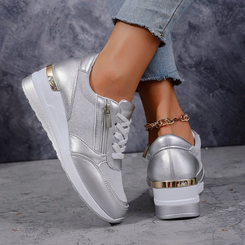Baskets compensées femme à lacets et zip latéral avec finition métallisée 11