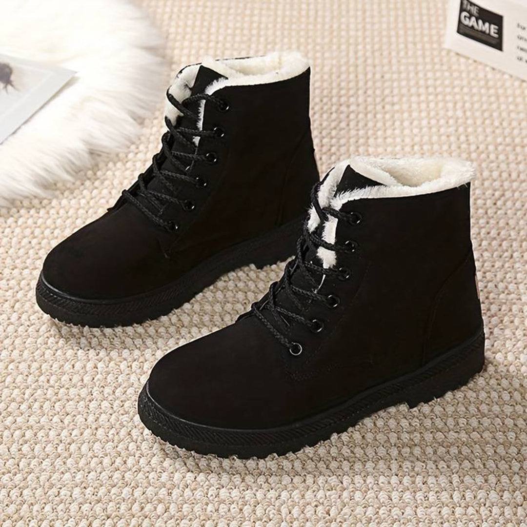 Bottines de neige femme fourrées à lacets et semelle plate 1