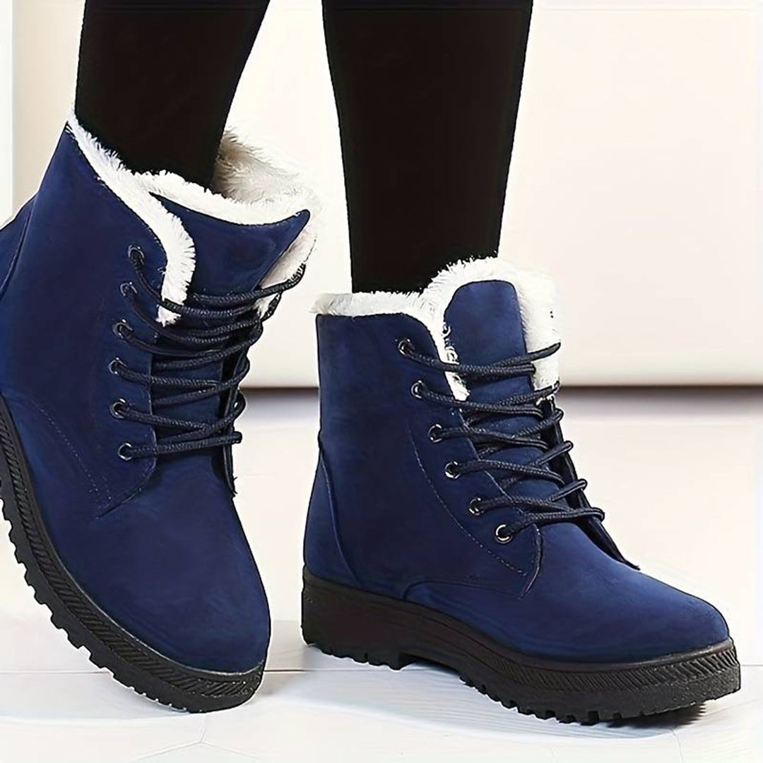 Bottines de neige femme fourrées à lacets et semelle plate 3