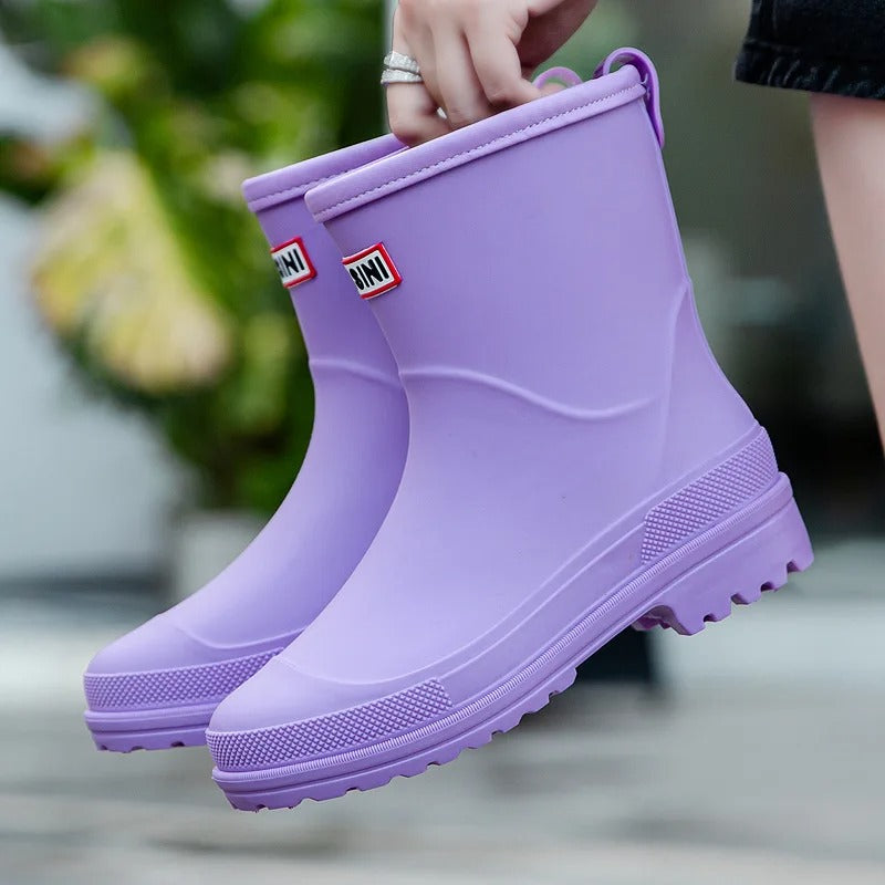 Bottines de pluie femme imperméables à enfiler avec semelle crantée et bout rond 3