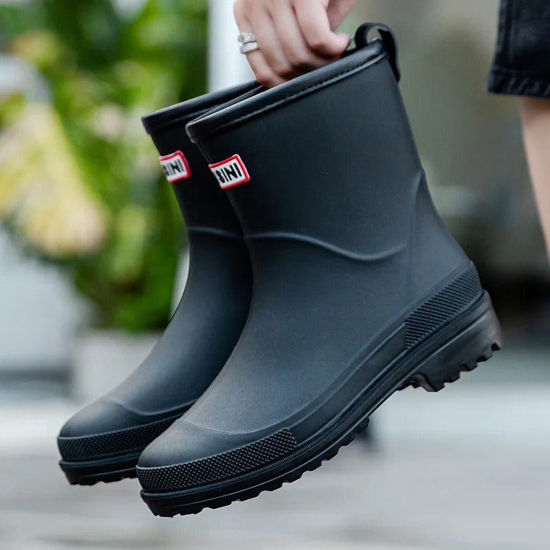 Bottines de pluie femme imperméables à enfiler avec semelle crantée et bout rond 4
