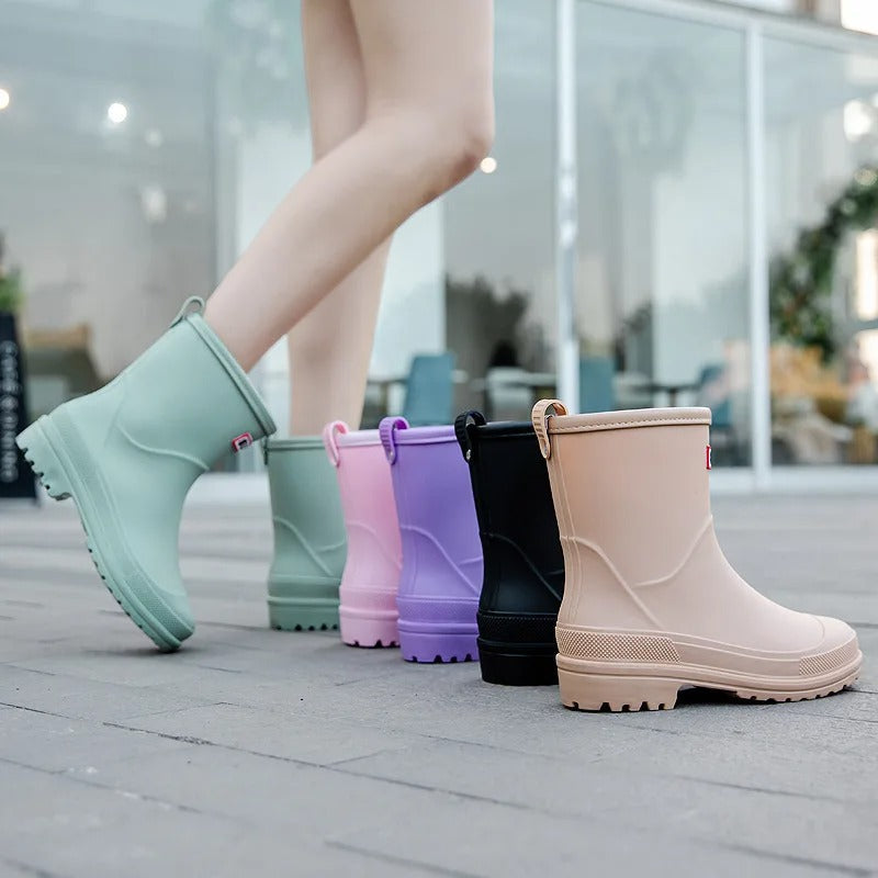 Bottines de pluie femme imperméables à enfiler avec semelle crantée et bout rond 9