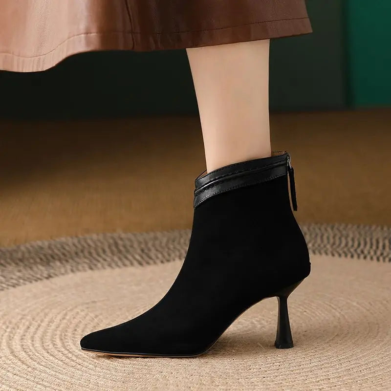 Bottines femme à talon aiguille et bout pointu 3