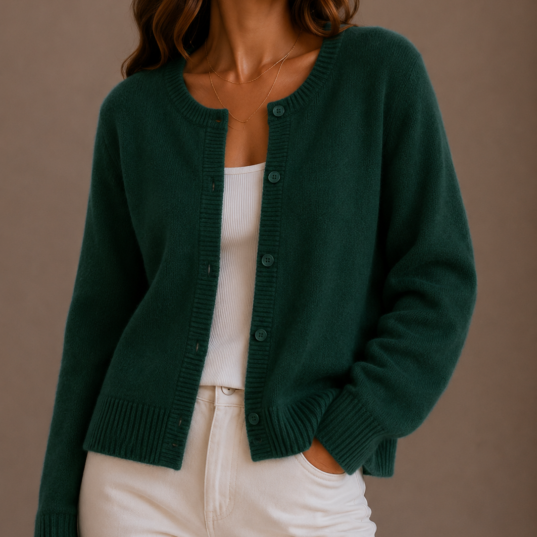 Cardigan femme en maille à col rond boutonné 10