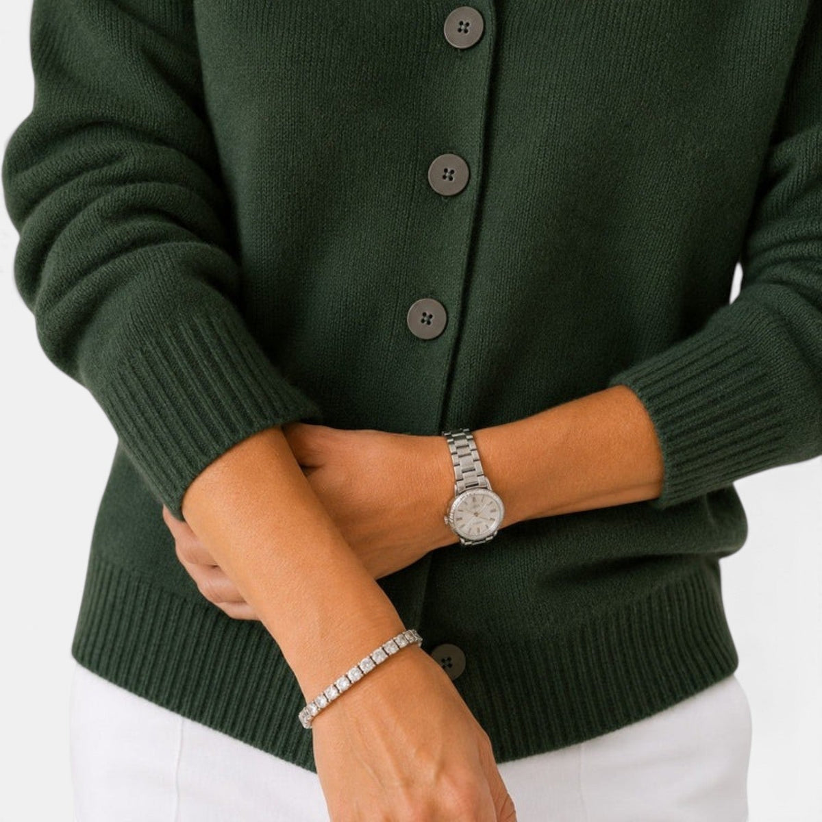 Cardigan femme en maille côtelée boutonné à col chemise 7