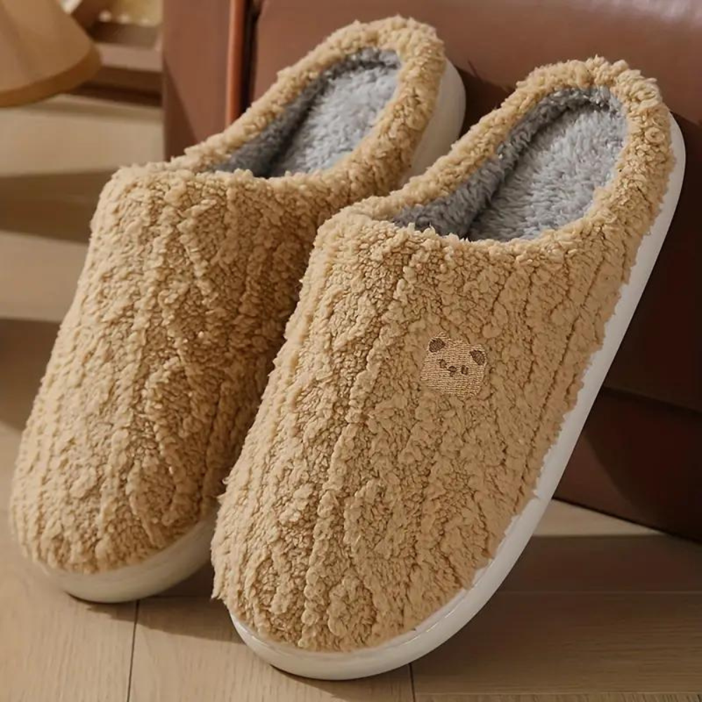 Chaussons femme fourrés à semelle souple, moelleux effet peluche 6