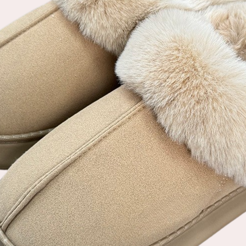 Chaussons femme montants à col fourré semelle plateforme 5