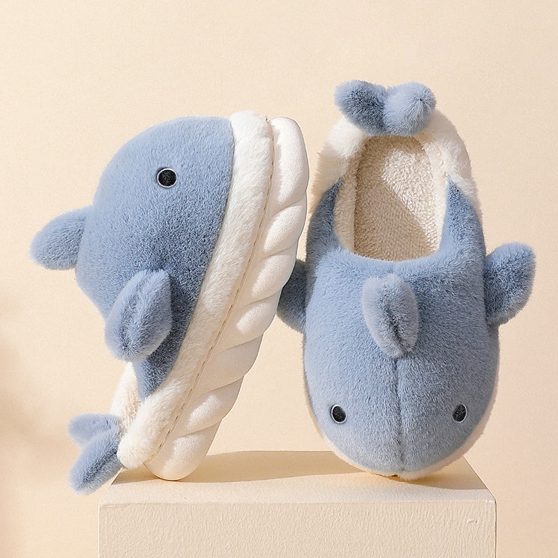 Chaussons femme peluche fantaisie forme requin semelle épaisse 4