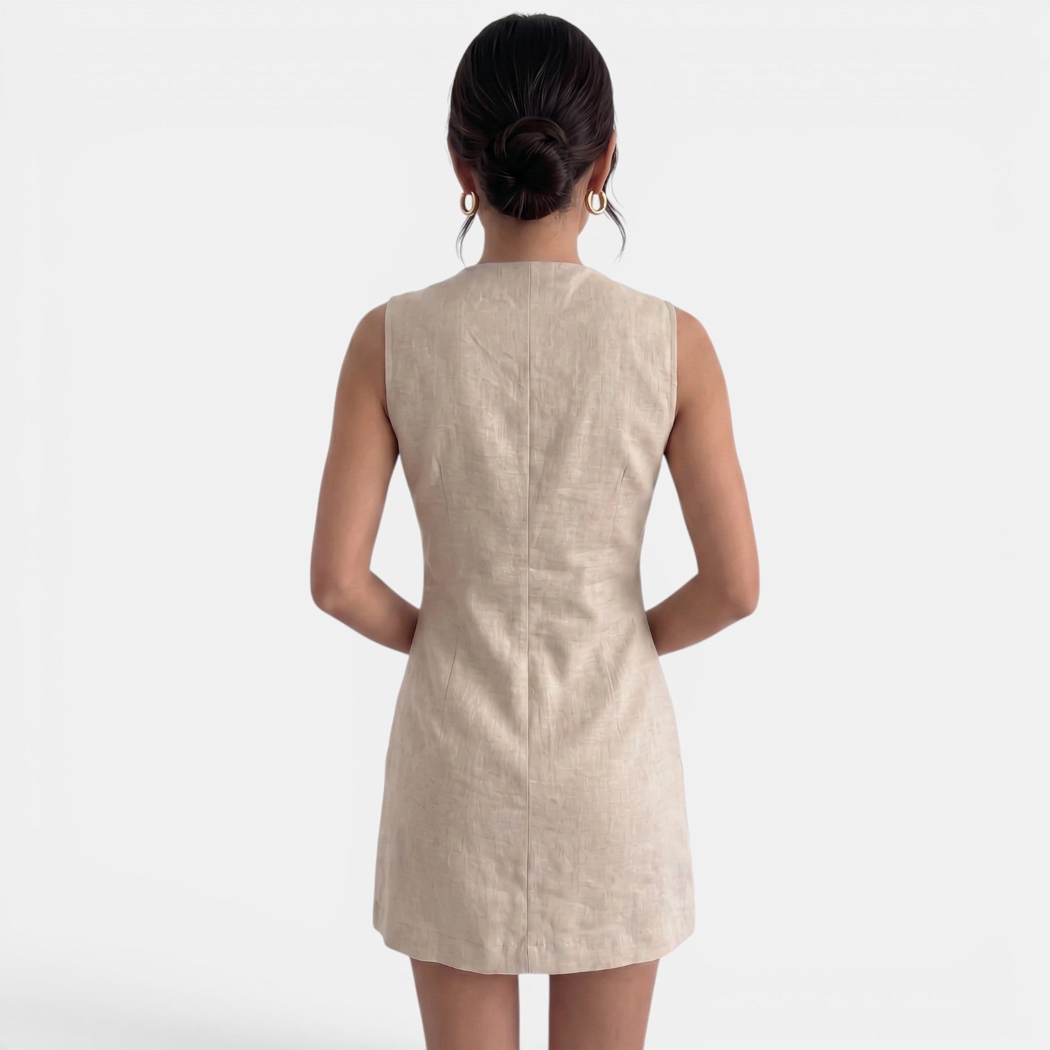 Robe courte d'été en lin à col V