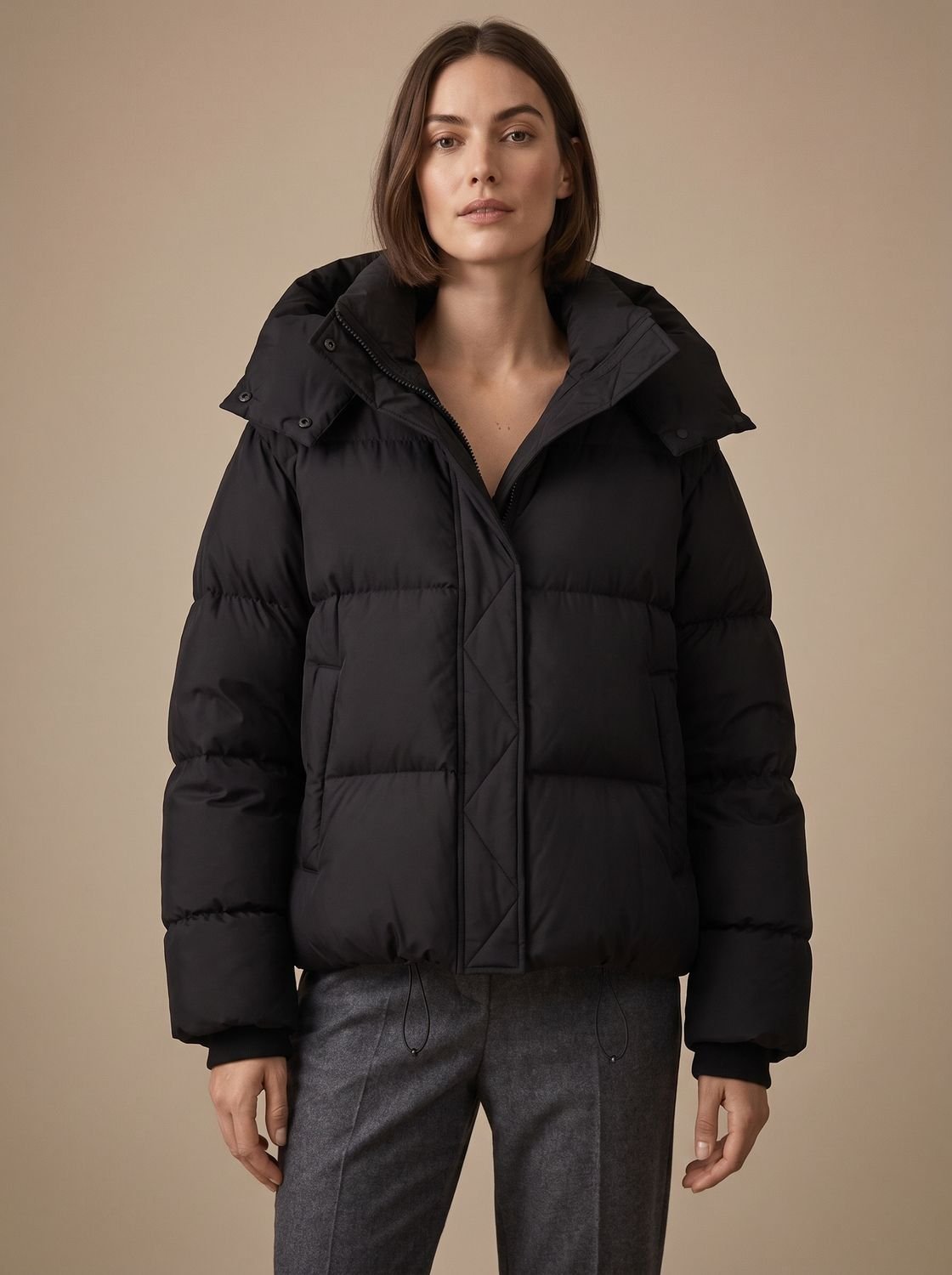 Doudoune femme courte oversize à capuche 1