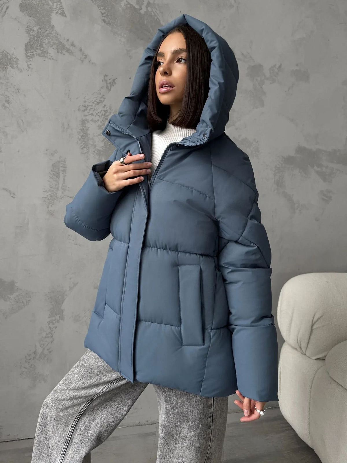 Doudoune femme oversize à capuche et poches intégrées 1
