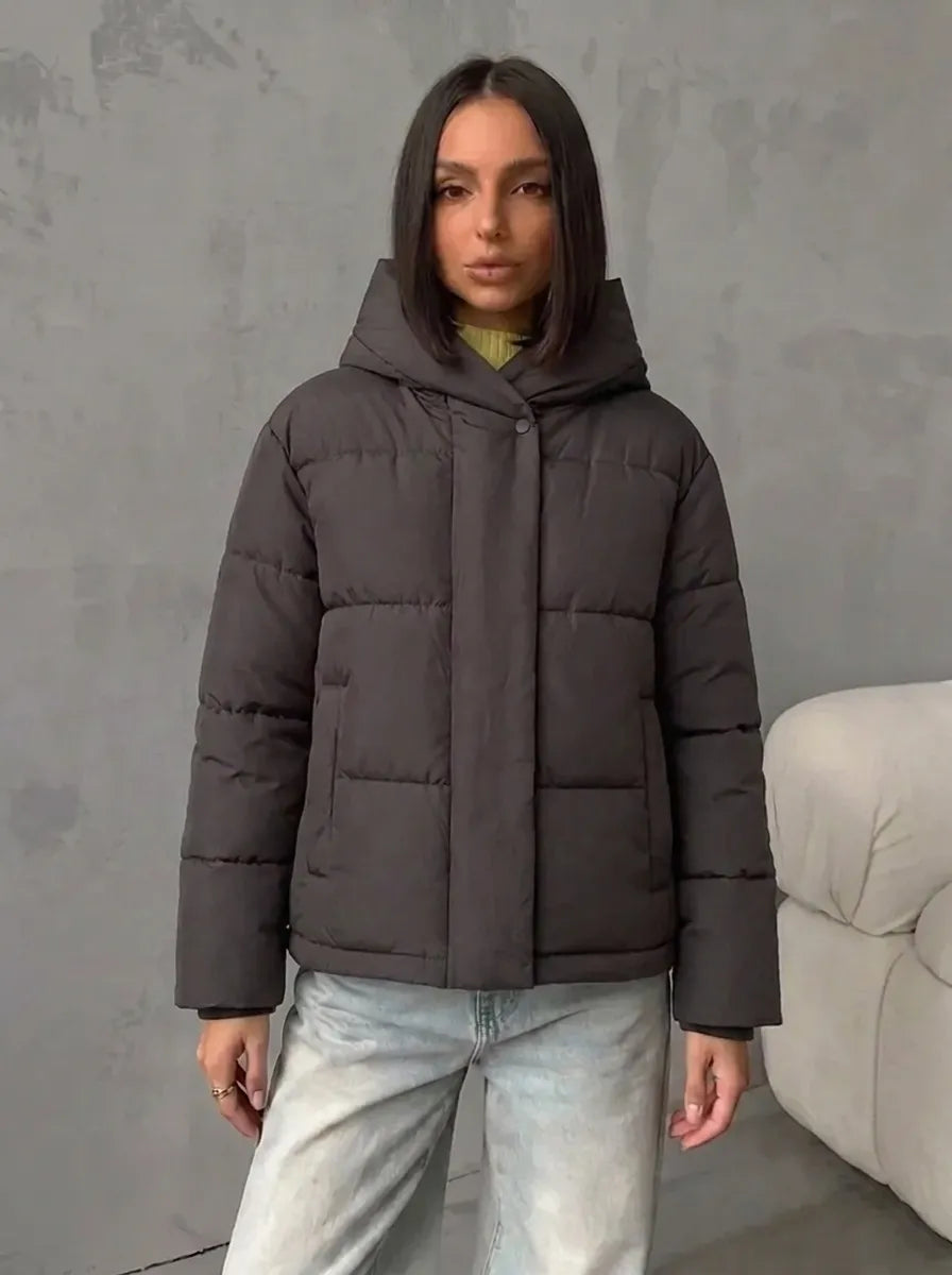 Doudoune femme oversize à capuche et poches intégrées 5
