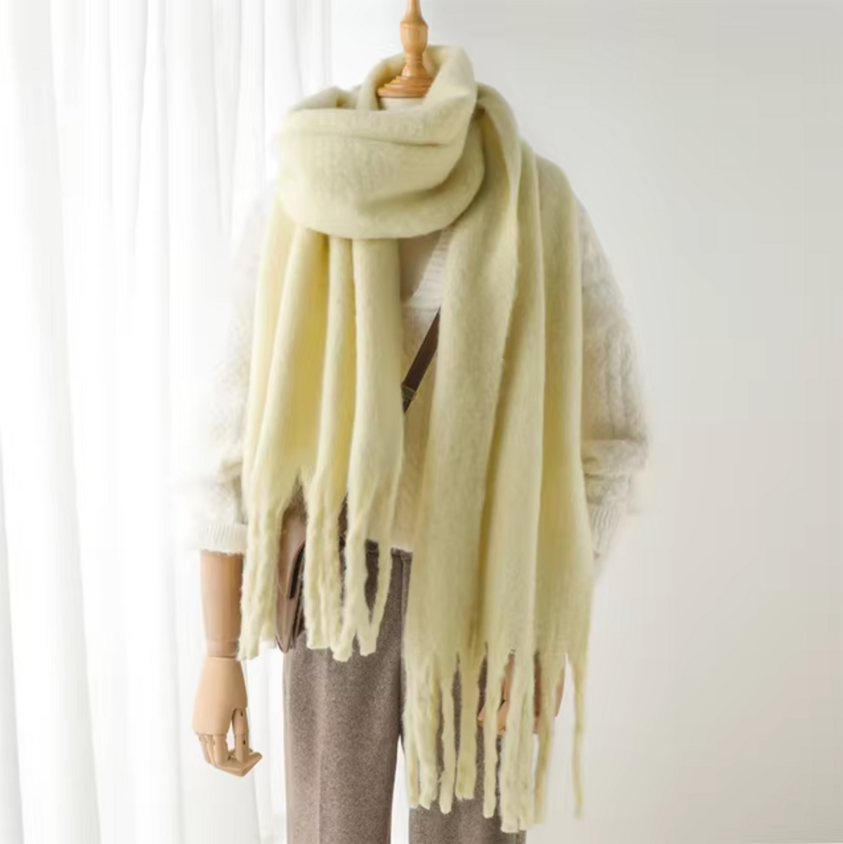 Écharpe pashmina unie à franges femme 17