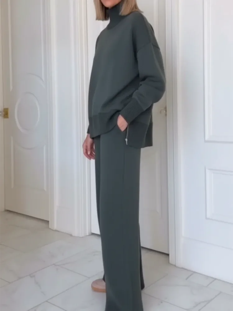 Ensemble deux pièces femme à col zippé et pantalon droit à poches 5
