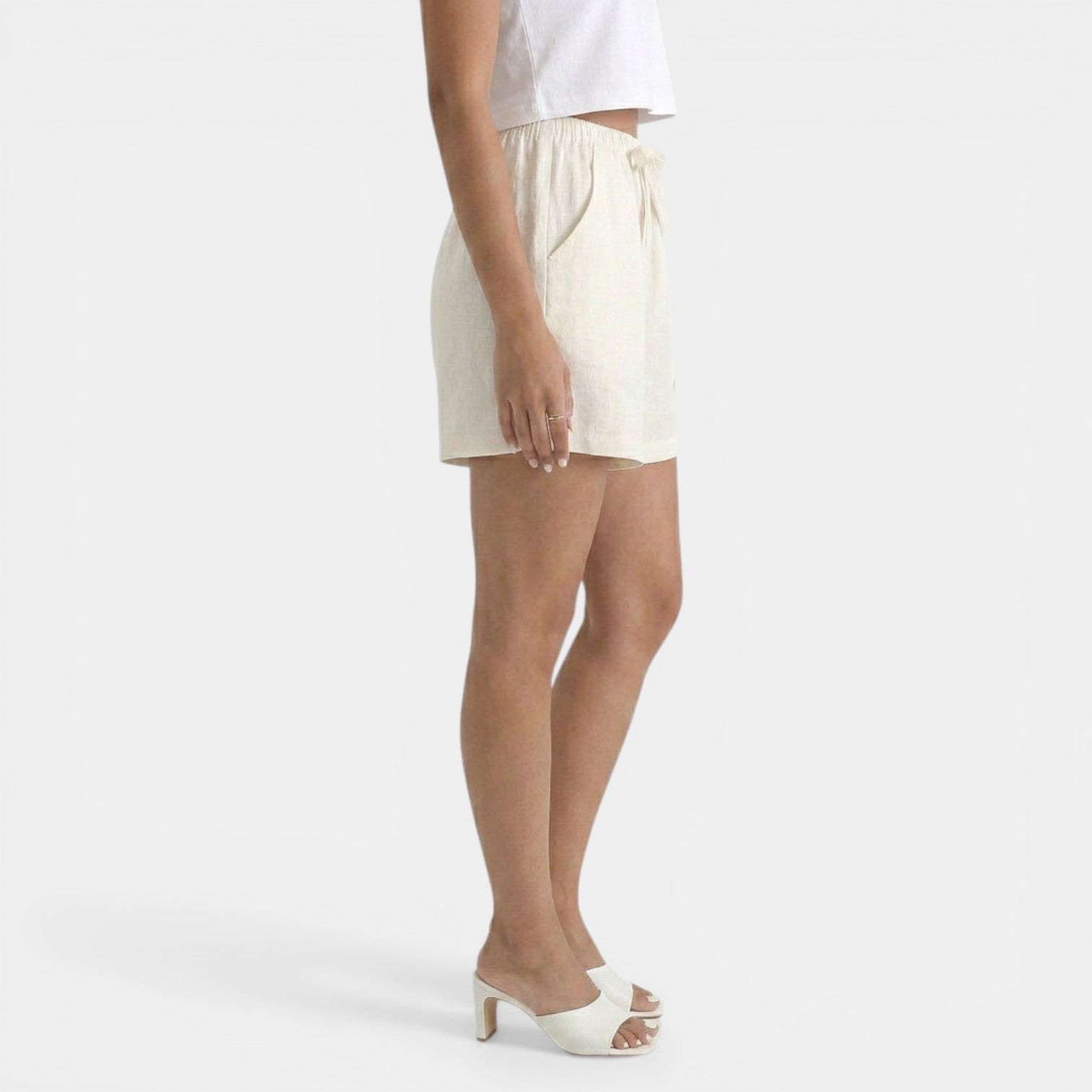 Short en lin femme pour l'été