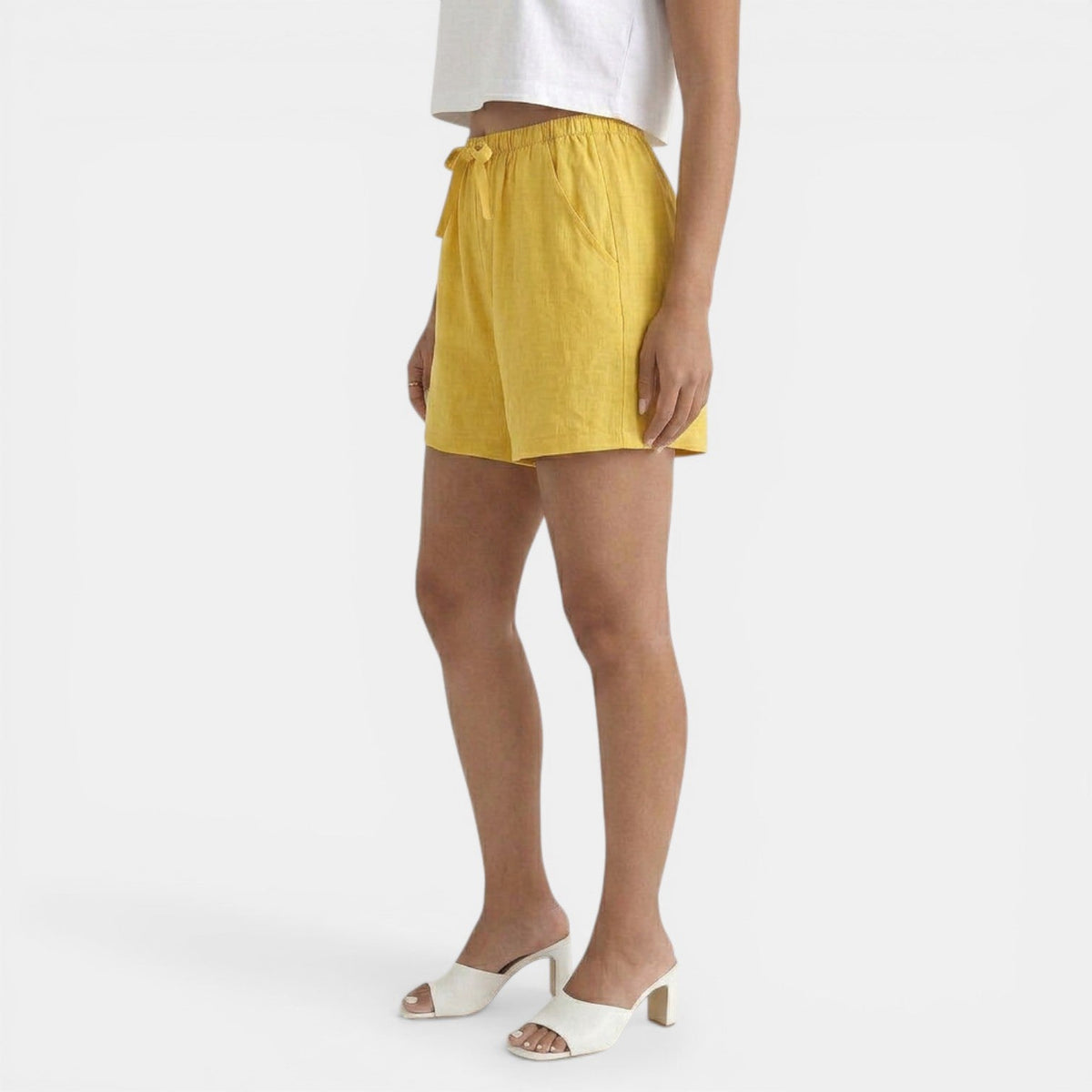 Short en lin femme pour l'été