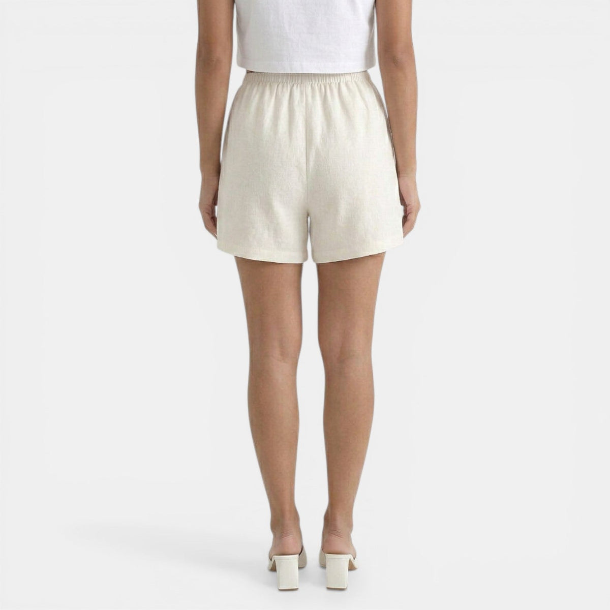 Short en lin femme pour l'été