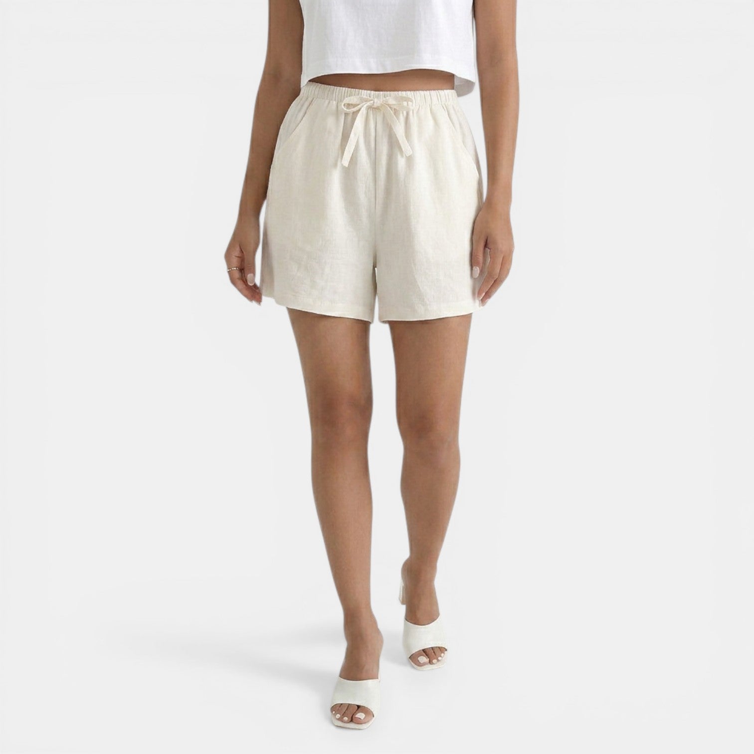 Short en lin femme pour l'été