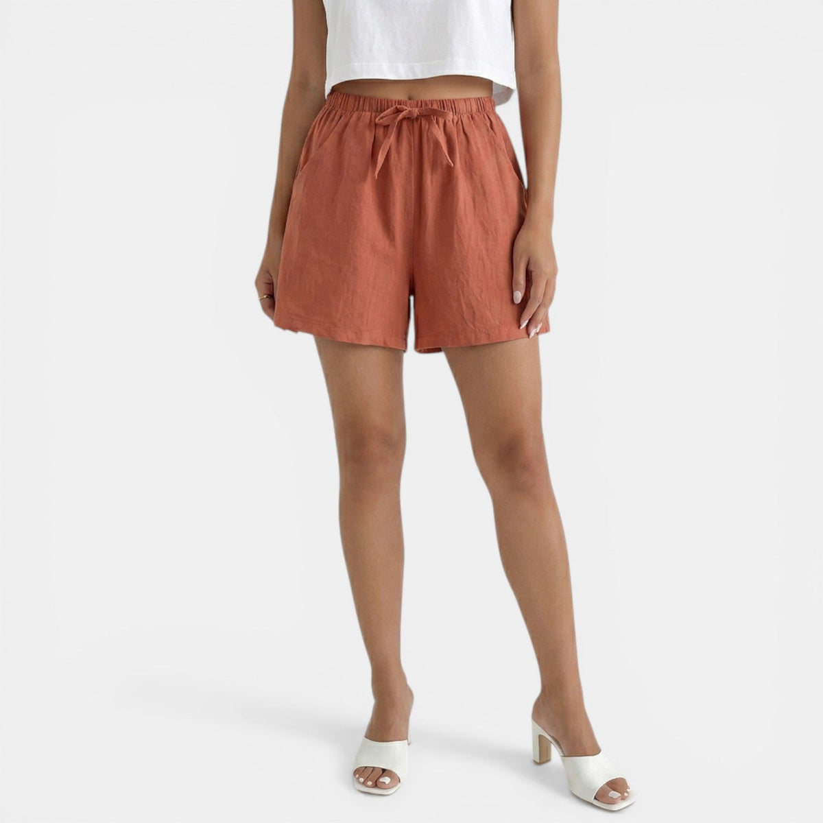 Short en lin femme pour l'été