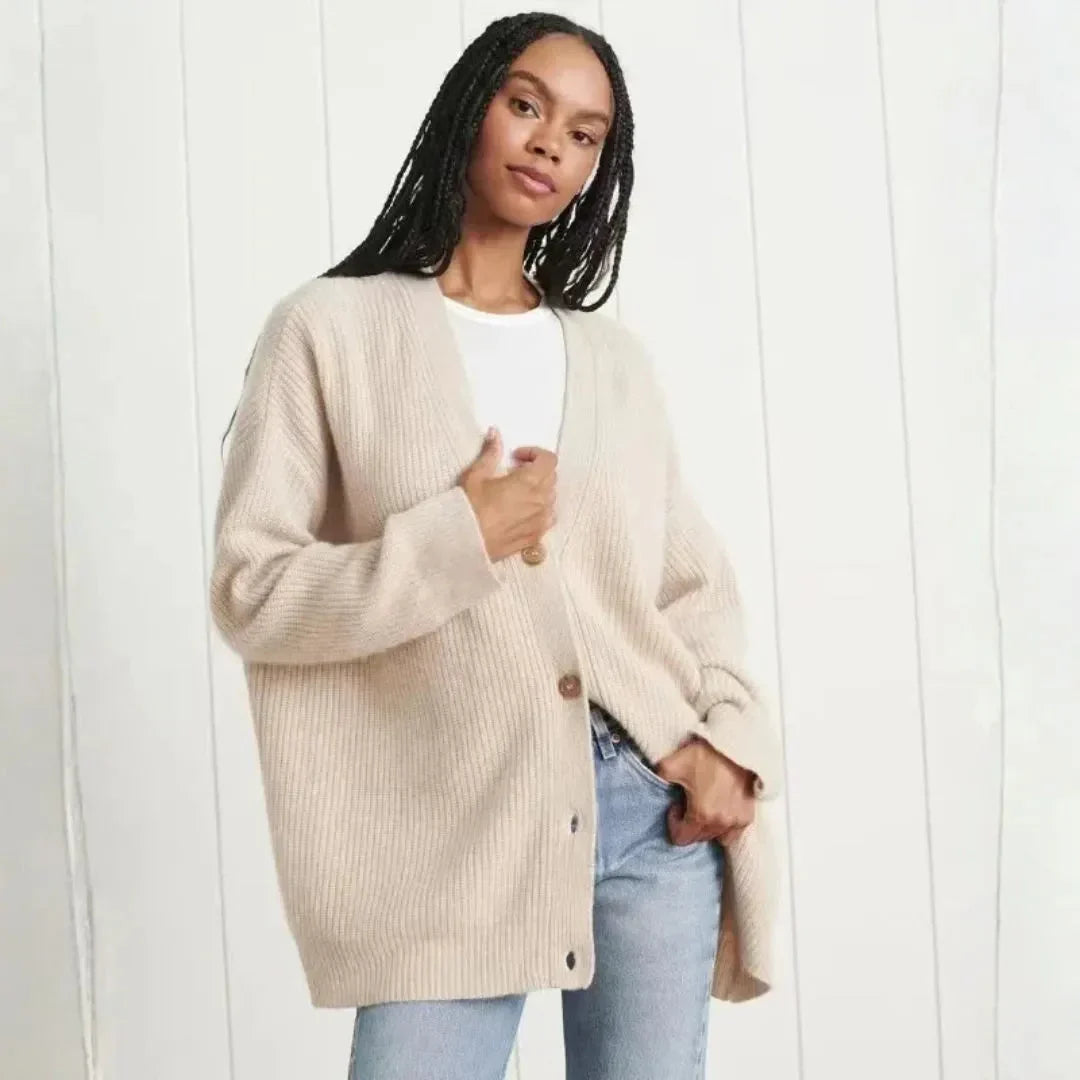Gilet long femme oversize en maille côtelée boutonné à col V 2