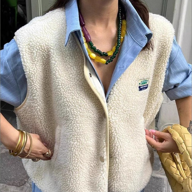 Gilet polaire femme en sherpa à col tailleur boutonné coupe droite 1