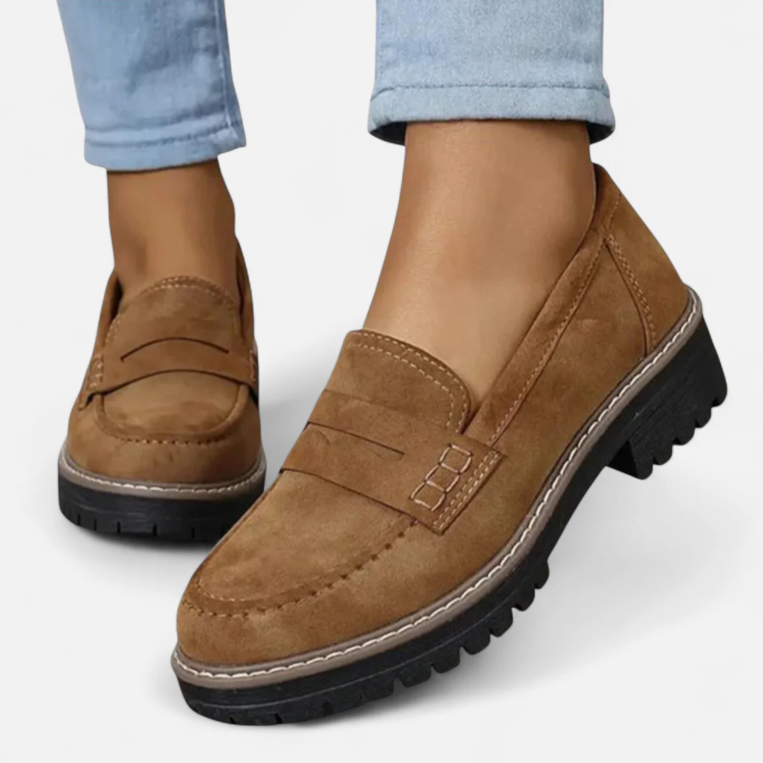 Mocassins femme à bout rond et semelle crantée 5