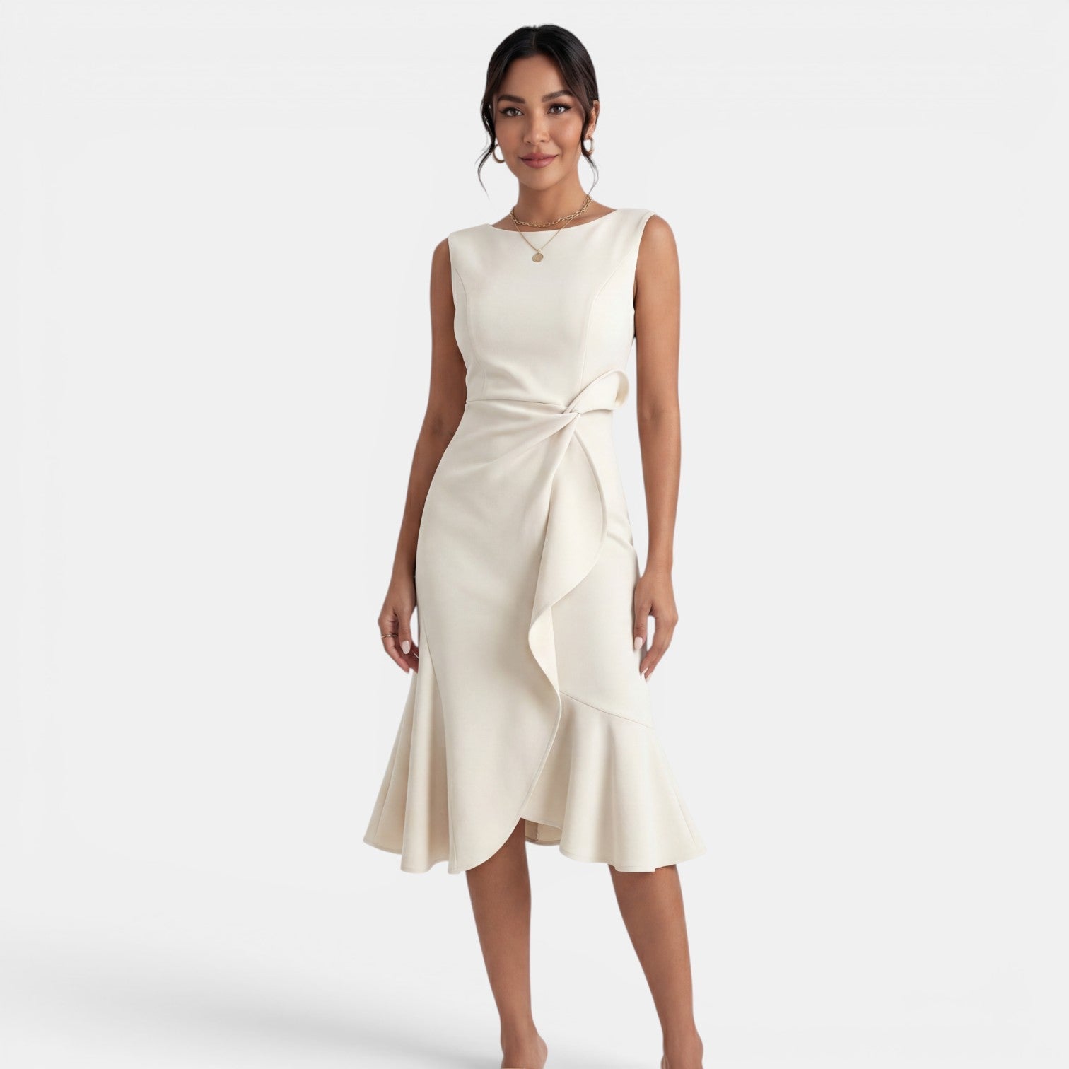Robe midi ajustée sans manches à col rond avec fente latérale