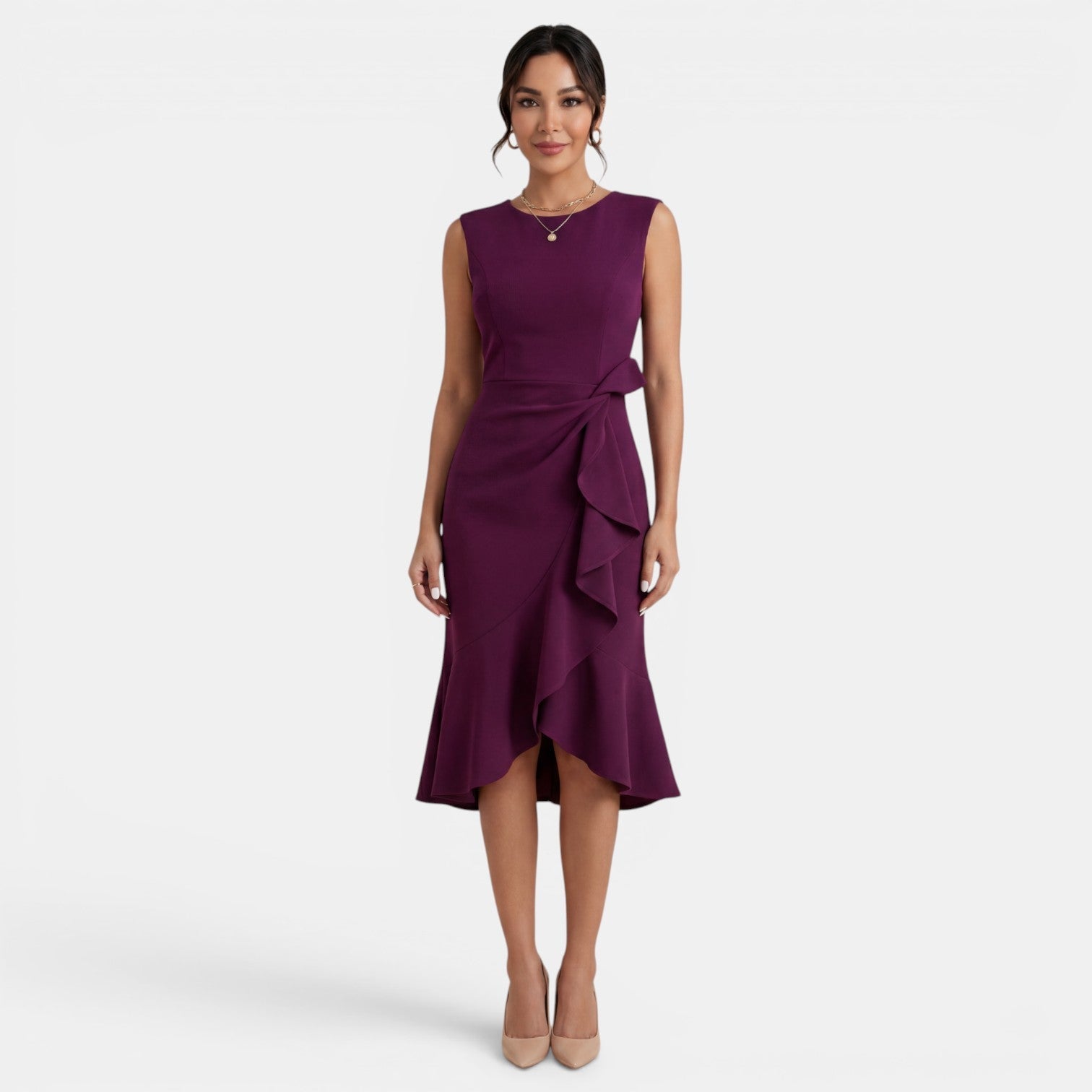 Robe midi ajustée sans manches à col rond avec fente latérale