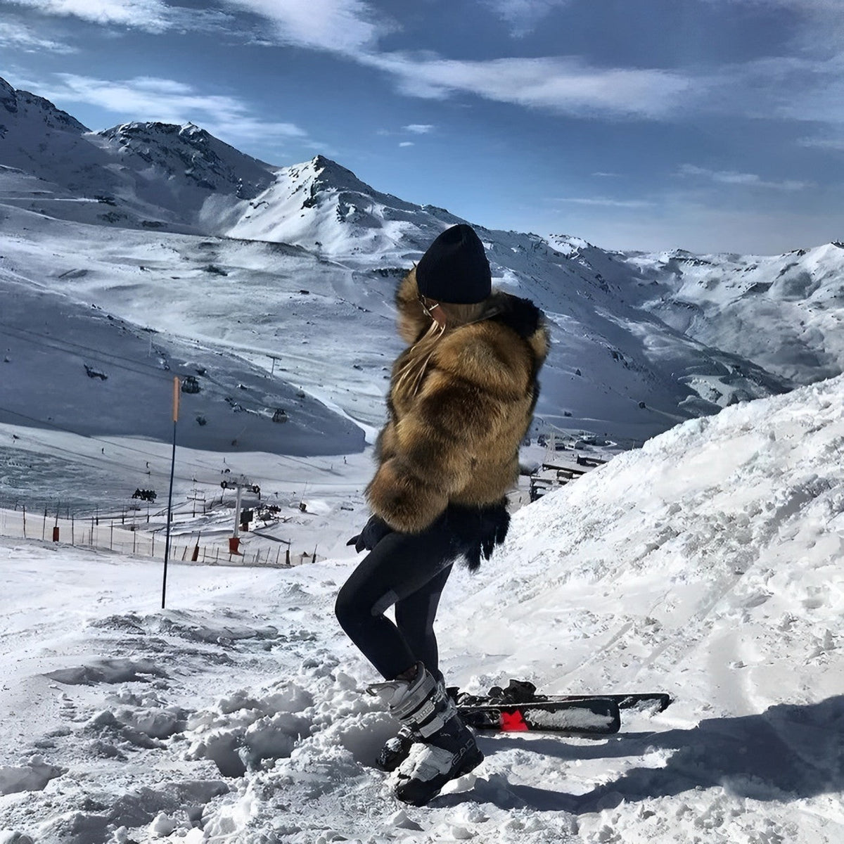 Manteau d'hiver femme en fausse fourrure à col montant et coupe droite 2