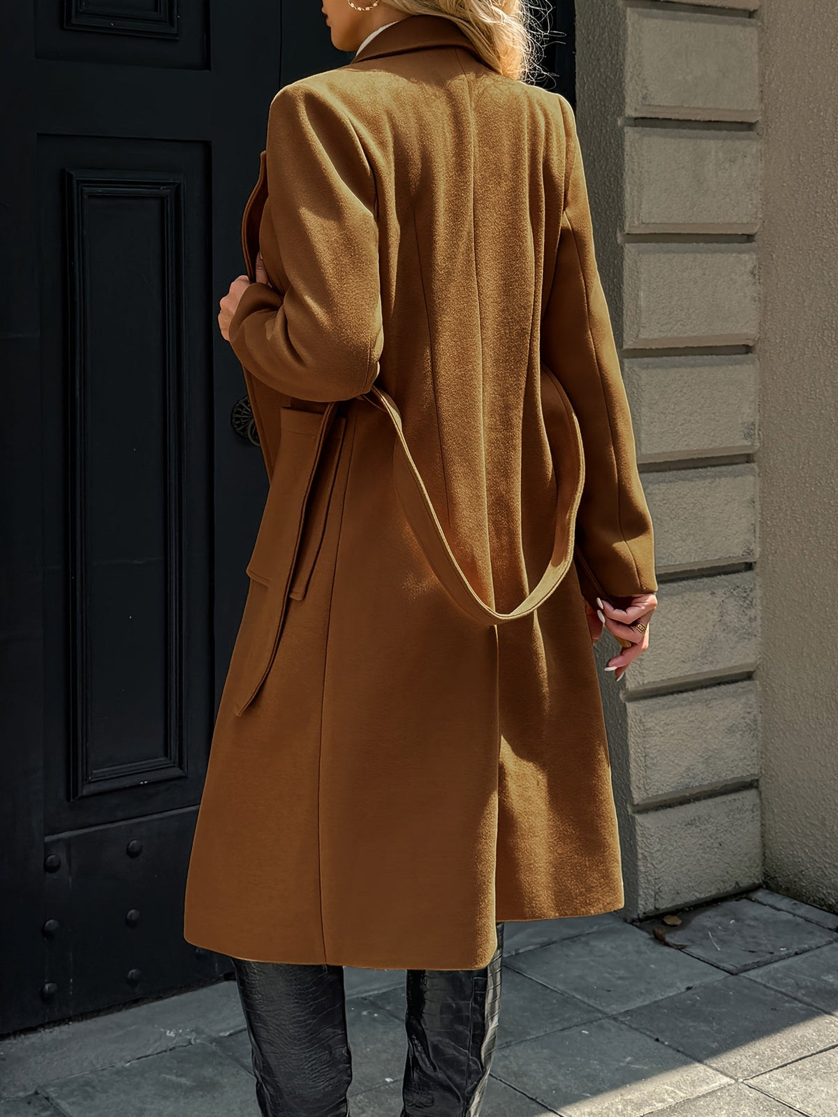 Manteau long femme en laine ceinturé à col cranté et poches plaquées 11