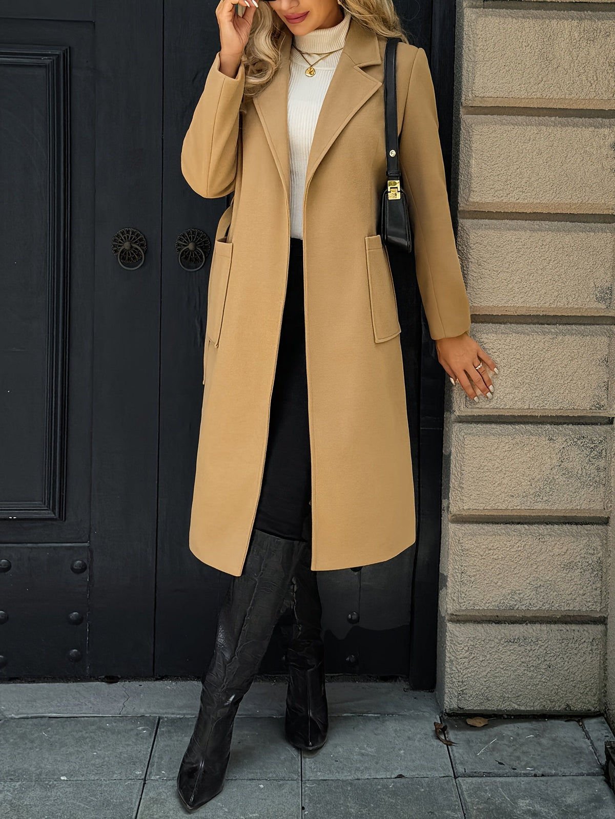 Manteau long femme en laine ceinturé à col cranté et poches plaquées 9