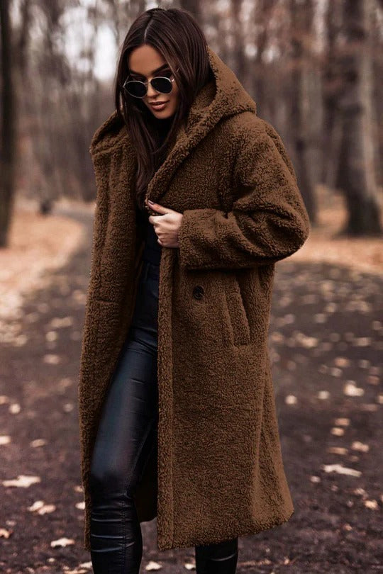 Manteau long femme en teddy à capuche coupe ample 4