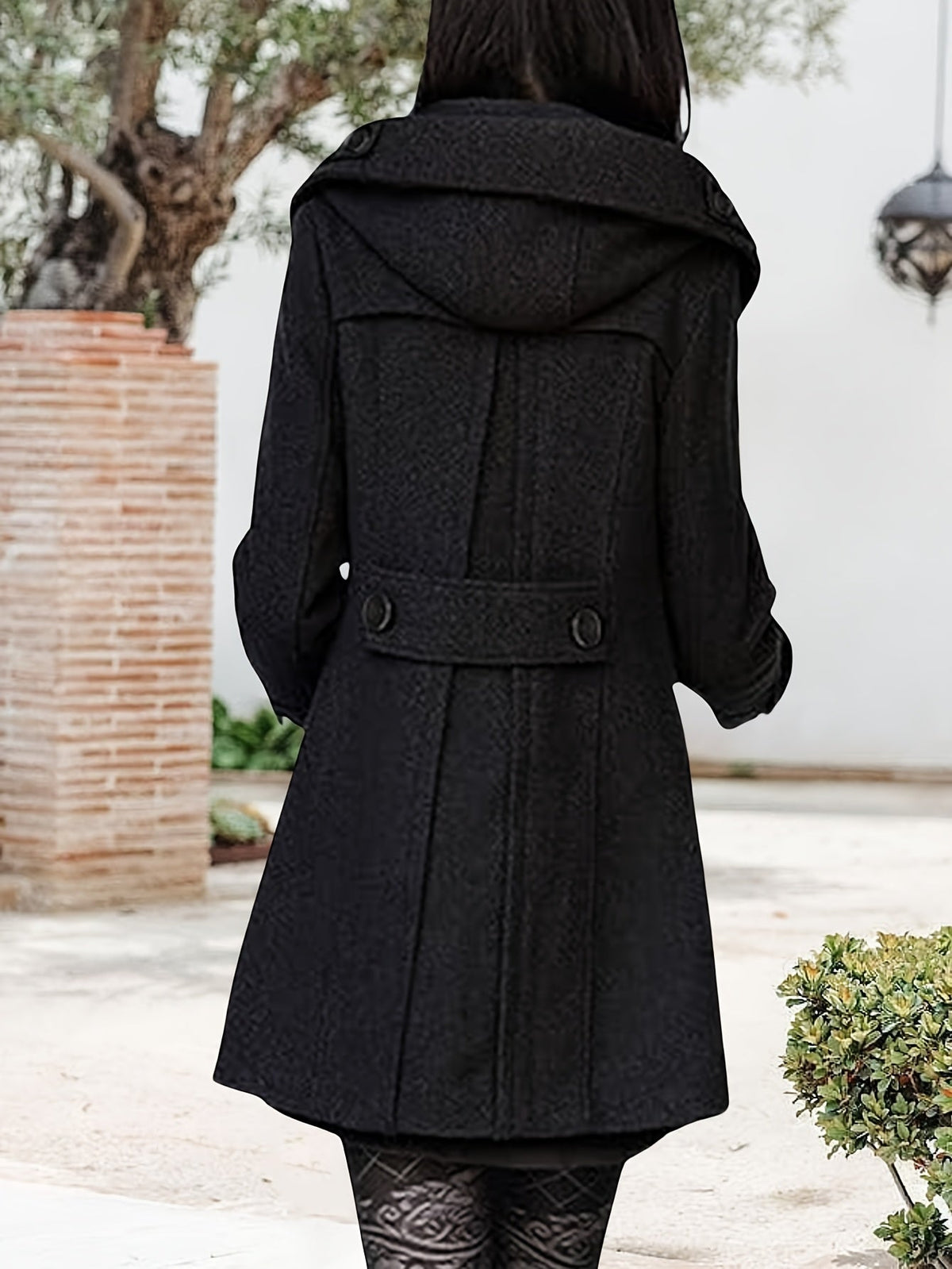 Manteau mi-long femme en laine à capuche et double boutonnage 4
