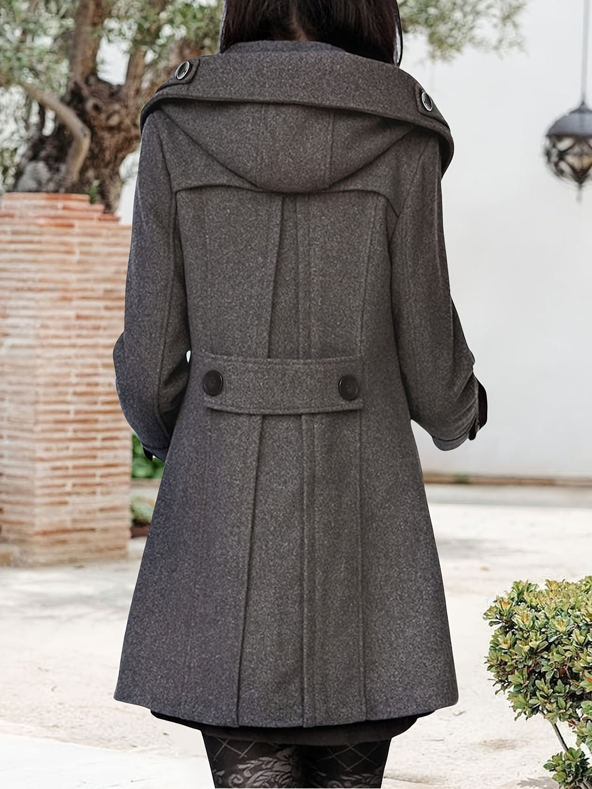 Manteau mi-long femme en laine à capuche et double boutonnage 9