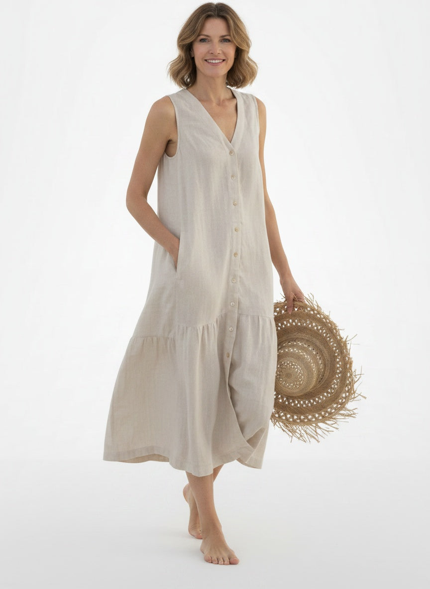 Full body view of the model wearing Robe d'été midi boutonnée femme
