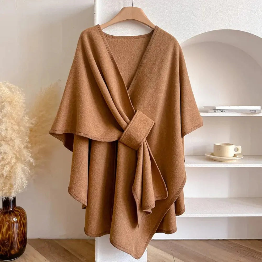 Poncho écharpe femme en laine douce à boucle frontale 4