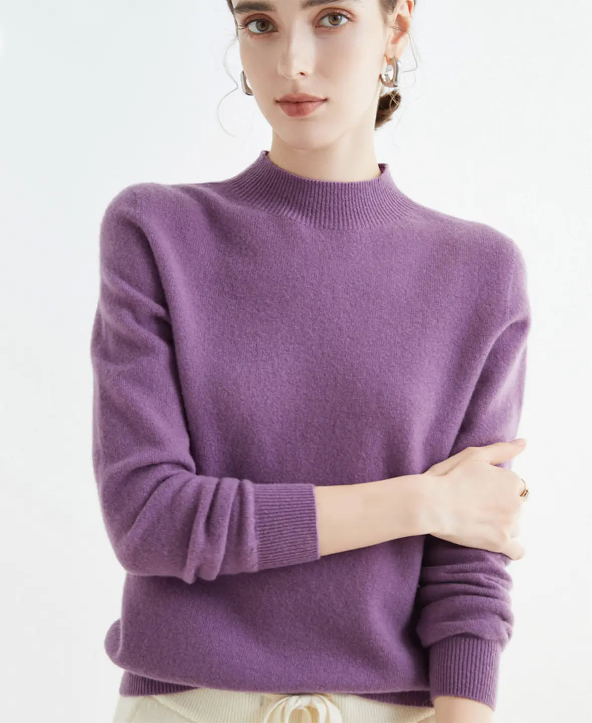 Pull femme en laine mérinos à col montant 10