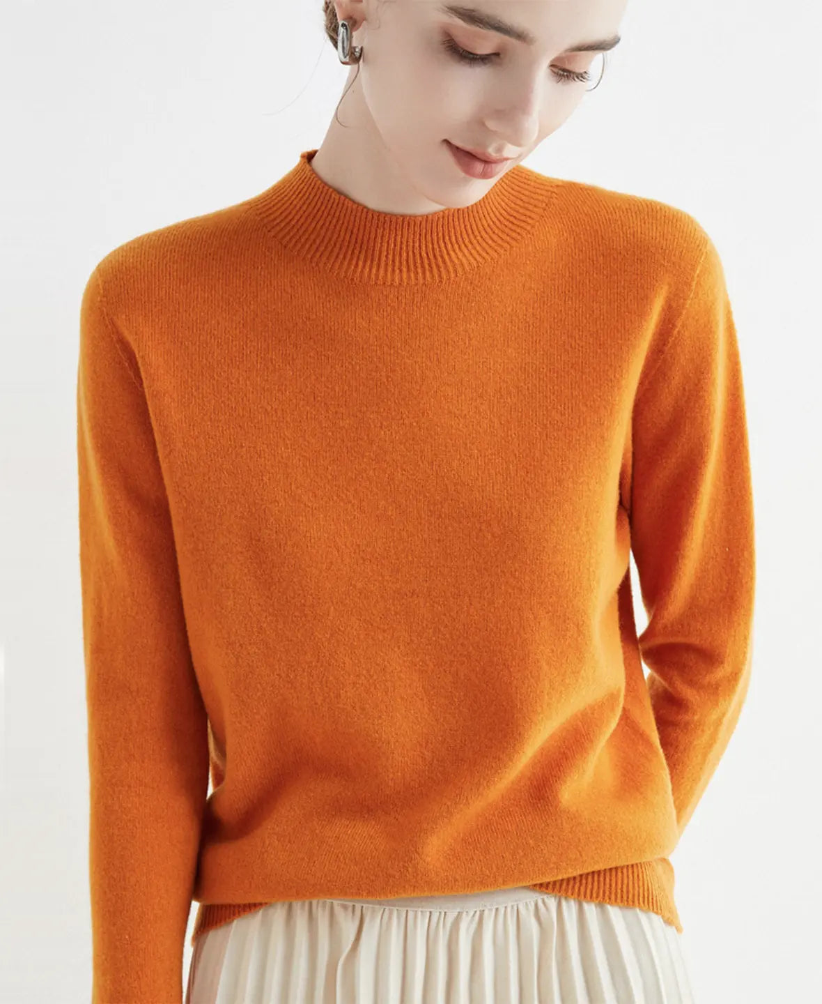 Pull femme en laine mérinos à col montant 7