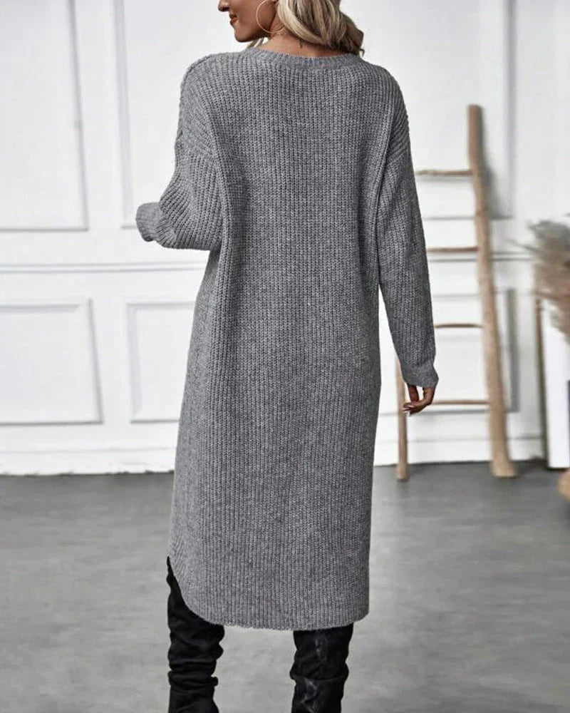 Pull long femme en maille côtelée à col rond et fente devant 9