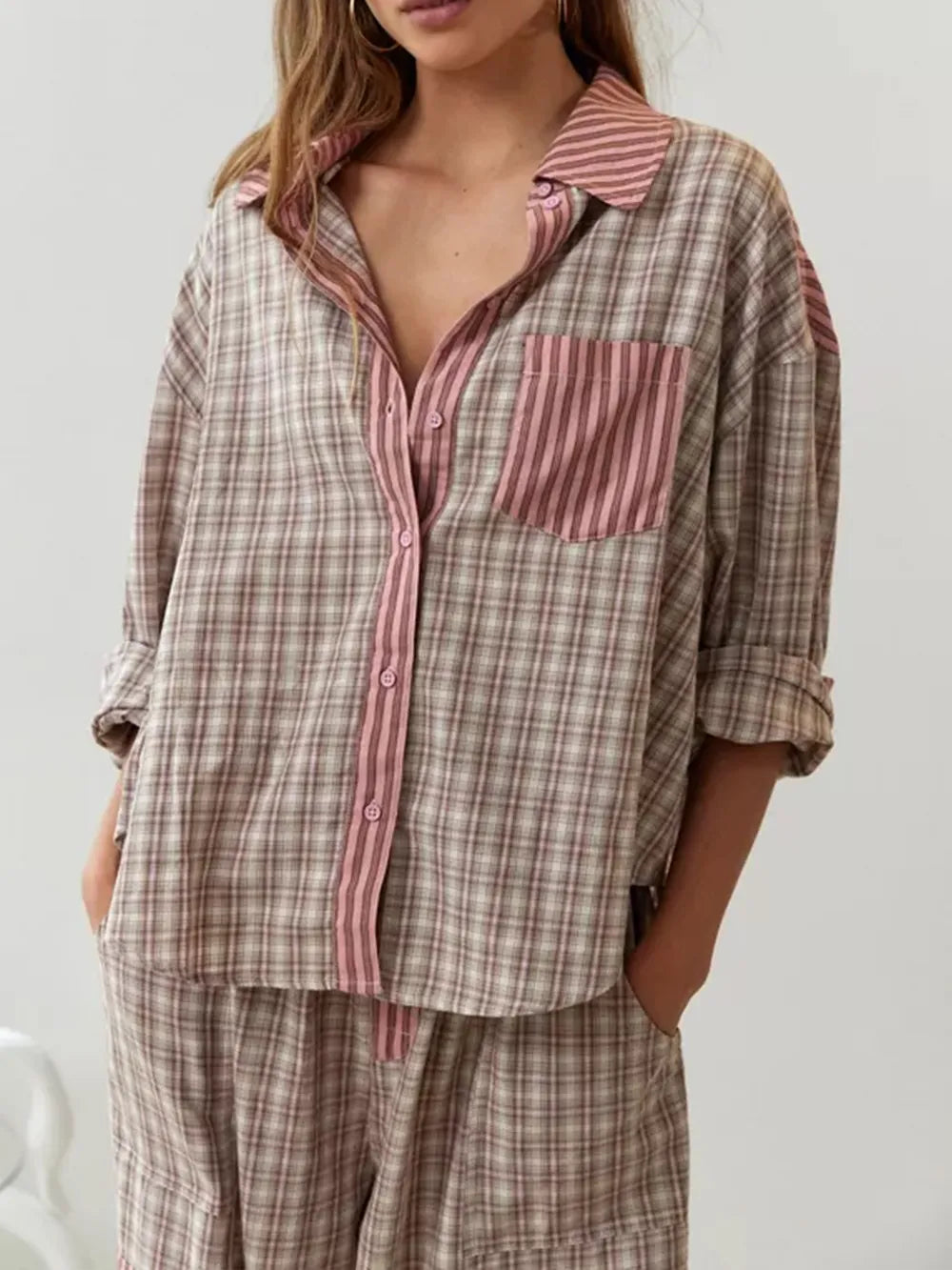 Pyjama femme deux pièces à carreaux chemise boutonnée et pantalon long 5