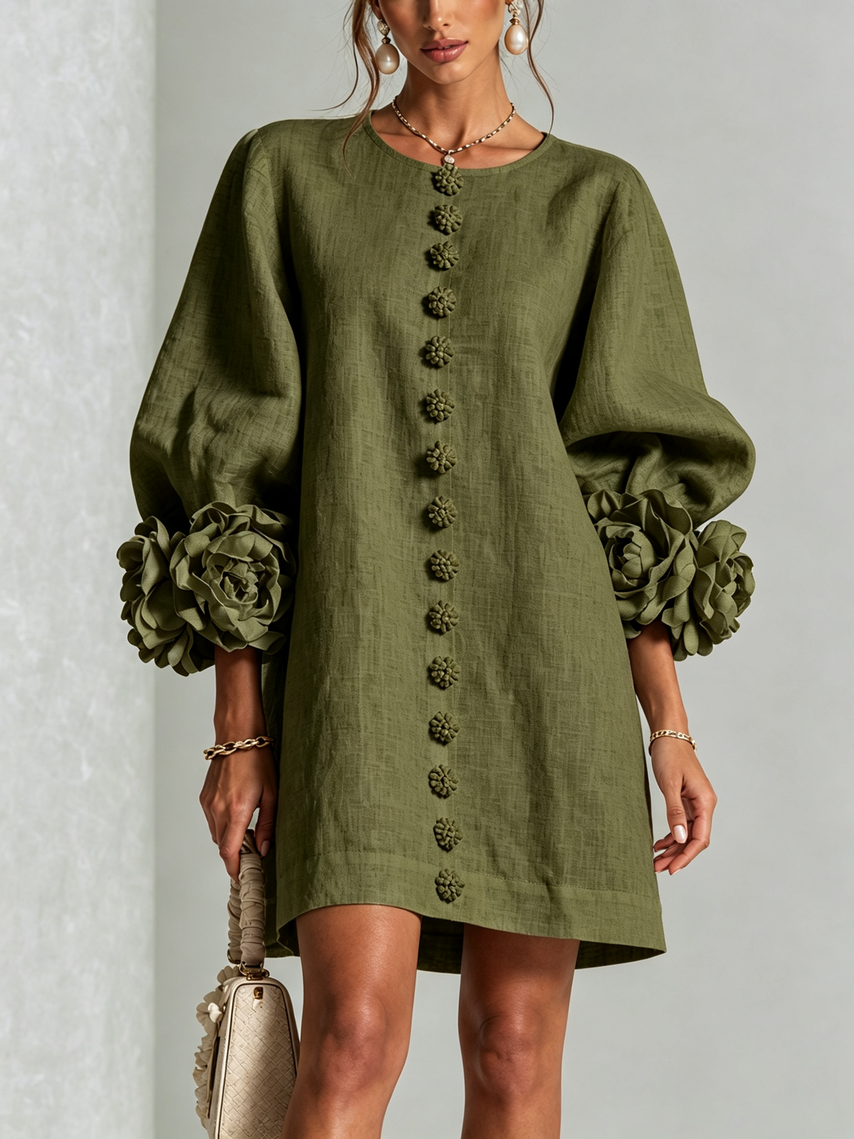 Robe élégante trapèze à manches 3/4 et poignets noués fleuris 2