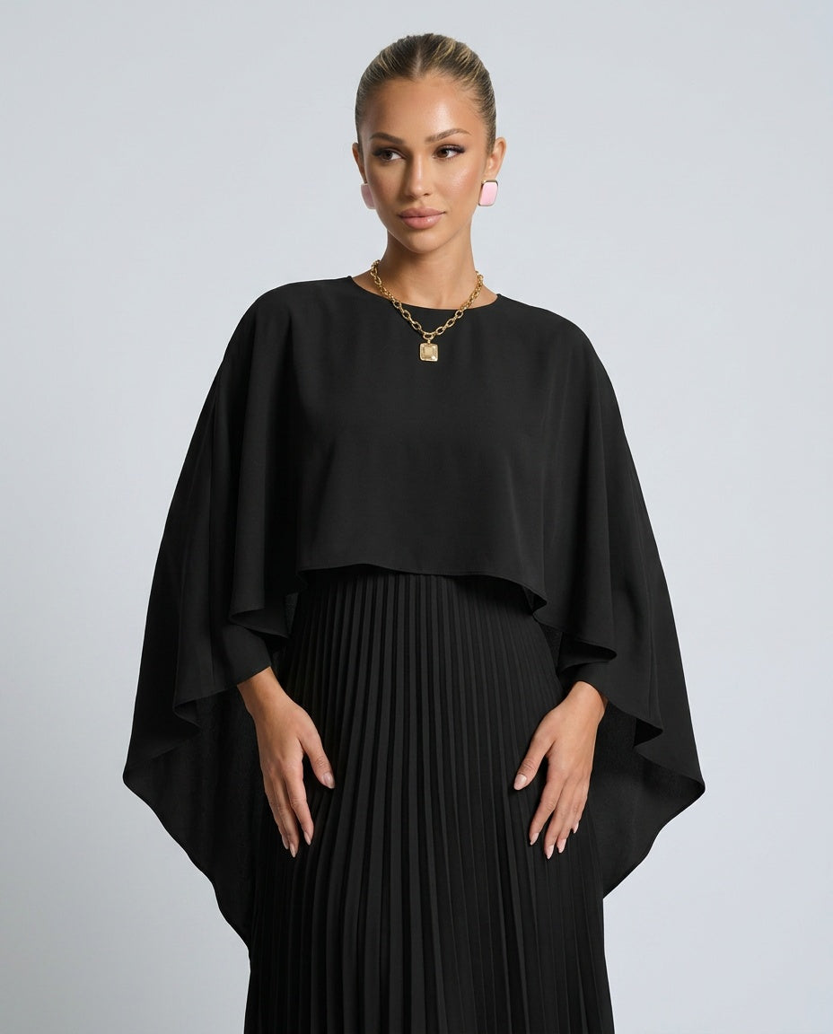 Robe longue plissée à cape asymétrique et col rond 5