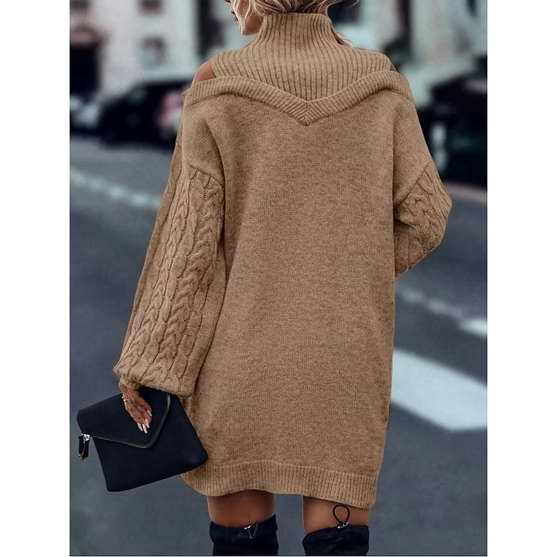 Robe pull courte à col roulé et épaules dénudées 8