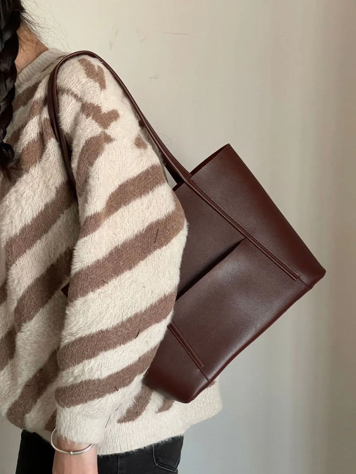 Sac à main femme en cuir avec anse et grande contenance 5